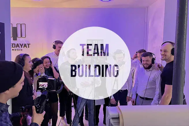 Comment-renforcer-l-esprit-d-équipe-de-ses-employés-en-team-building Hedayat Music