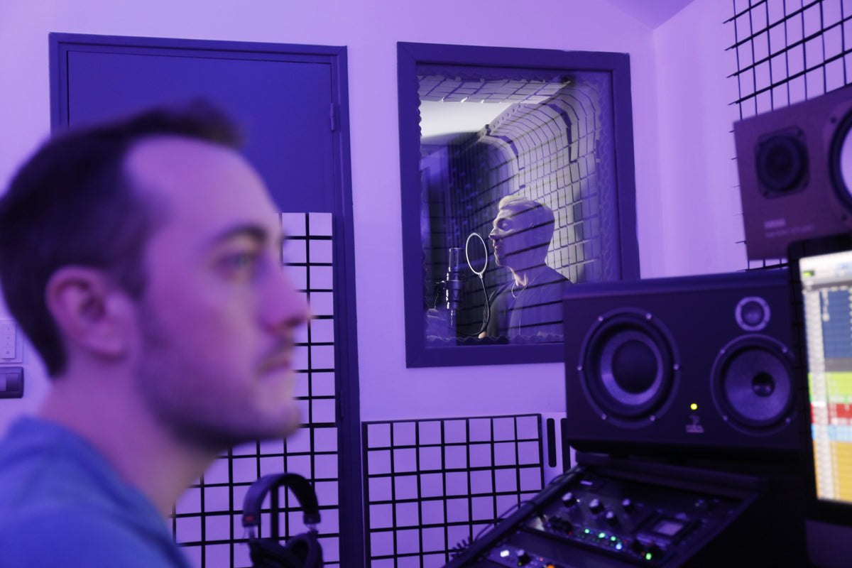 Séance au studio Hedayat Music, Paris 11e